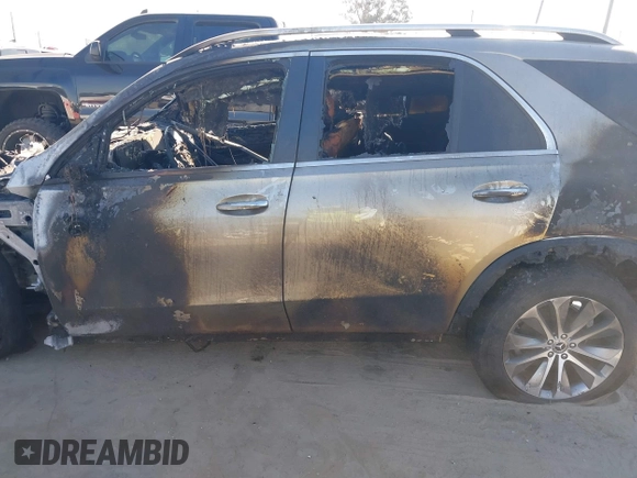 2020 Mercedes-Benz GLE 350 z VIN 4JGFB4KB4LA009322, wystawiony jako IAAI lot #40266912 z przebiegiem Nie podano mil oraz . Historia ofert i sprzedaży dostępna na DreamBid. Obrazek 14.