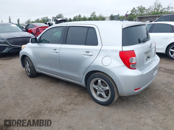 2008 Scion xD z VIN JTKKU10488J011378, wystawiony jako IAAI lot #42436291 z przebiegiem 161 354 mil mil oraz . Historia ofert i sprzedaży dostępna na DreamBid. Obrazek 3.