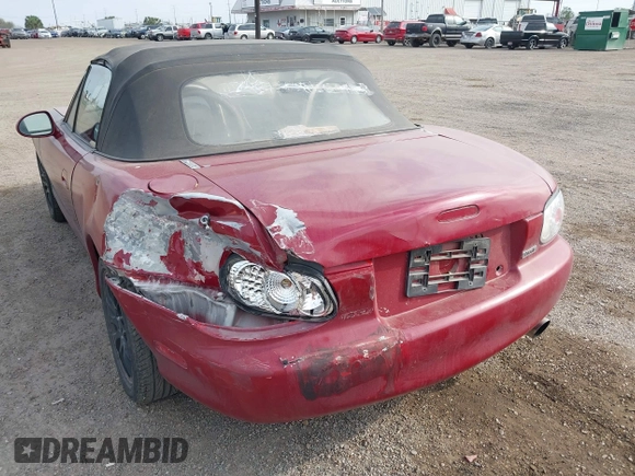 1999 Mazda MX-5 Miata z VIN JM1NB3531X0129508, wystawiony jako IAAI lot #41601347 z przebiegiem 156 702 mil mil oraz . Historia ofert i sprzedaży dostępna na DreamBid. Obrazek 3.
