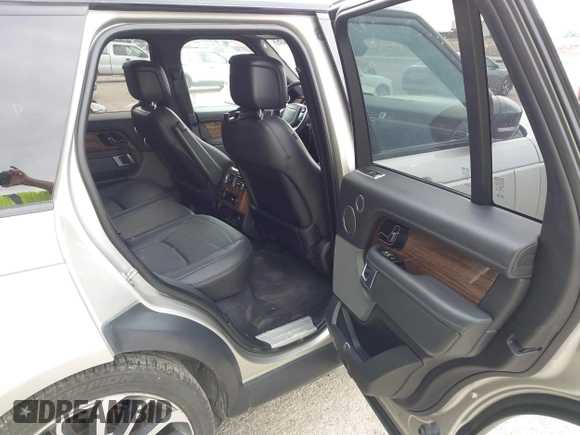 2019 Land Rover Range Rover HSE с VIN SALGS2SV2KA550061, выставлен на аукционе IAAI как лот 42257187 с пробегом 73 536 миль миль и . История ставок и продаж доступна на DreamBid. Изображение 8.
