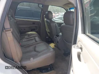 2006 Chevrolet Tahoe LT with VIN 1GNEC13Z76R135453, listed as a IAAI auction lot 41715278 with 213,472 mi miles. Bid and sale history available at carsss.com. Image 8.