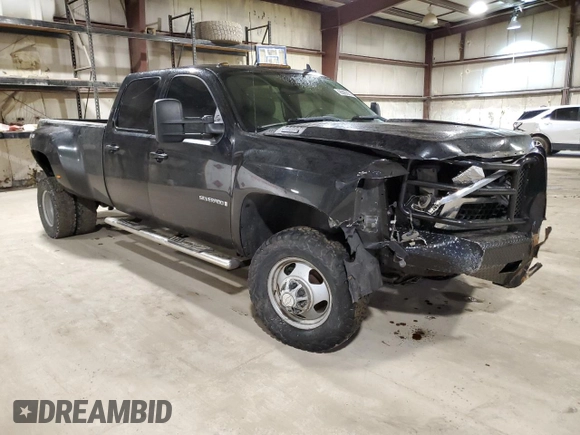 2008 Chevrolet Silverado 3500HD DRW LTZ with VIN 1GCJK33678F146002, listed as a Copart auction lot 85663514 with 231,546 mi miles and Salvage Title. Bid and sale history available at carsss.com. Image 4.