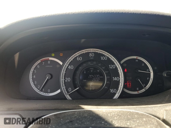 2014 Honda Accord LX z VIN 1HGCR2F32EA006675, wystawiony jako Copart lot #56894015 z przebiegiem 204 330 mil mil oraz Szkoda całkowita • Salvage title. Historia ofert i sprzedaży dostępna na DreamBid. Obrazek 9.
