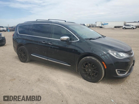 2020 Chrysler Pacifica Limited z VIN 2C4RC1GG6LR250036, wystawiony jako Copart lot #53610075 z przebiegiem 99 158 mil mil oraz Szkoda całkowita • Salvage title. Historia ofert i sprzedaży dostępna na DreamBid. Obrazek 4.