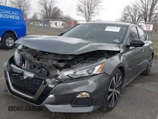 2020 Nissan Altima SR with VIN 1N4BL4CV3LC156766, listed as a IAAI auction lot 41889649 with 70,167 mi miles and . Bid and sale history available at carsss.com. Image 2.