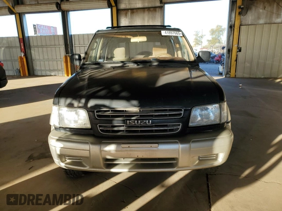 2000 Isuzu Trooper S with VIN JACDJ58X2Y7J03502, listed as a Copart auction lot 41897665 with 183,081 mi miles and Clean title. Bid and sale history available at DreamBid. Image 5.