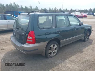 2003 Subaru Forester XS with VIN JF1SG65663H738935, listed as a IAAI auction lot 42119765 with 200,141 mi miles. Bid and sale history available at carsss.com. Image 4.
