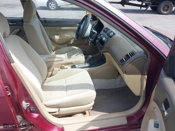 2003 Honda Civic LX with VIN 2HGES16583H571200, listed as a IAAI auction lot 42103633 with 177,302 mi miles. Bid and sale history available at carsss.com. Image 5.