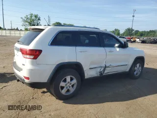 2011 Jeep Grand Cherokee Laredo with VIN 1J4RR4GG9BC586118, listed as a Copart auction lot 61743755 with 145,718 mi miles and Clean title. Bid and sale history available at DreamBid. Image 3.