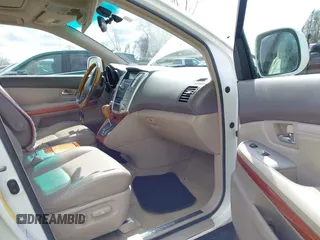 2004 Lexus RX 330 with VIN JTJHA31U740024933, listed as a IAAI auction lot 41986507 with 302,526 mi miles. Bid and sale history available at carsss.com. Image 5.