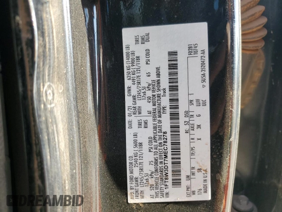 2021 Ford F-350 XL z VIN 1FT8W3DT7MEC78278, wystawiony jako Copart lot #49004825 z przebiegiem Nie podano mil oraz Nie do naprawy • Non repairable. Historia ofert i sprzedaży dostępna na DreamBid. Obrazek 13.