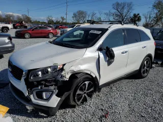 2016 Kia Sorento EX with VIN 5XYPH4A52GG153718, listed as a Copart auction lot 45364055 with 68,314 mi miles and Salvage Title. Bid and sale history available at carsss.com. Image 1.
