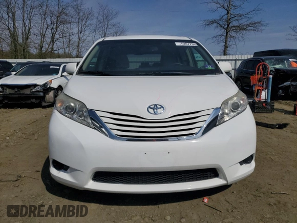 2015 Toyota Sienna LE AAS with VIN 5TDKK3DC8FS546916, listed as a Copart auction lot 52077345 with 119,285 mi miles and Salvage Title. Bid and sale history available at carsss.com. Image 5.