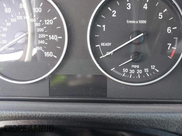 2015 BMW 3 Series 320i with VIN WBA3B1C57FK138441, listed as a IAAI auction lot 42034649 with Not Provided miles. Bid and sale history available at carsss.com. Image 14.