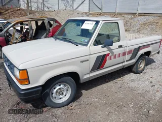1989 Ford Ranger XLT with VIN 1FTCR10A8KUB41928, listed as a IAAI auction lot 42107348 with 89,548 mi miles. Bid and sale history available at carsss.com. Image 2.