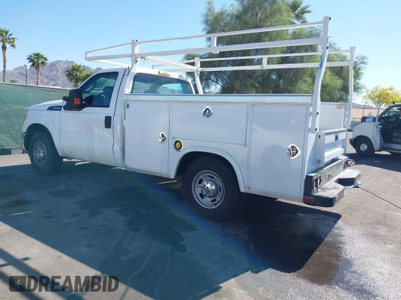 2015 Ford F-250 XL with VIN 1FDBF2A64FEB00678, listed as a IAAI auction lot 42239611 with 108,040 mi miles and . Bid and sale history available at DreamBid. Image 3.