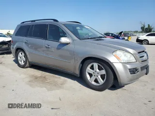 2007 Mercedes-Benz GL-Class with VIN 4JGBF71E47A203001, listed as a Copart auction lot 72406664 with 200,229 mi miles and Clean Title. Bid and sale history available at carsss.com. Image 4.