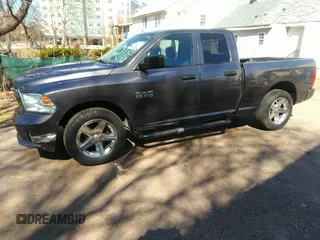 2017 Ram 1500 Tradesman z VIN 1C6RR6FG0HS693499, wystawiony jako IAAI lot #41758482 z przebiegiem 103 411 mil mil oraz . Historia ofert i sprzedaży dostępna na DreamBid. Obrazek 17.