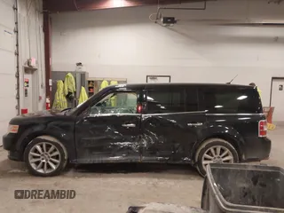 2010 Ford Flex Limited w/Ecoboost with VIN 2FMHK6DT9ABA17914, listed as a IAAI auction lot 41145646 with 139,792 mi miles. Bid and sale history available at carsss.com. Image 14.