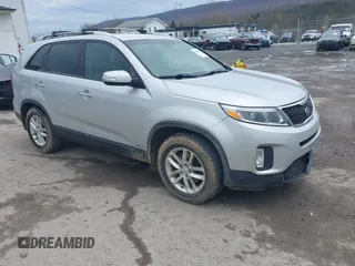 2014 Kia Sorento LX with VIN 5XYKTCA63EG506489, listed as a IAAI auction lot 41965074 with 143,875 mi miles and . Bid and sale history available at carsss.com. Image 1.