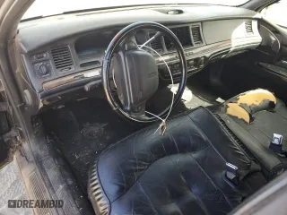 1997 Lincoln Town Car Executive with VIN 1LNLM81W0VY678786, listed as a Copart auction lot 64906284 with 0 mi miles and Salvage Title. Bid and sale history available at carsss.com. Image 8.