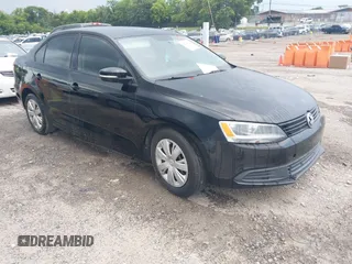 2012 Volkswagen Jetta SE with VIN 3VWDX7AJ6CM350244, listed as a IAAI auction lot 42729500 with 151,437 mi miles and . Bid and sale history available at DreamBid. Image 1.