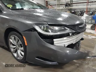 2016 Chrysler 200 S with VIN 1C3CCCBB4GN151123, listed as a IAAI auction lot 41838034 with 97,336 mi miles. Bid and sale history available at carsss.com. Image 18.