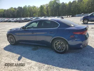 2018 Alfa Romeo Giulia z VIN ZARFAEBN4J7575360, wystawiony jako Copart lot #53157085 z przebiegiem 70 032 mil mil oraz Szkoda całkowita • Salvage title. Historia ofert i sprzedaży dostępna na DreamBid. Obrazek 2.