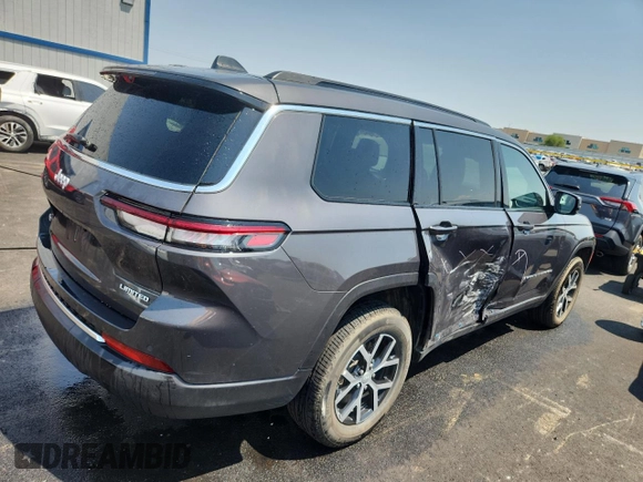 2024 Jeep Grand Cherokee Limited with VIN 1C4RJKBG1R8603337, listed as a Copart auction lot 64798465 with 19,212 mi miles and Clean title. Bid and sale history available at DreamBid. Image 3.