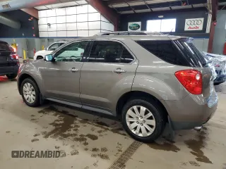 2011 Chevrolet Equinox LTZ z VIN 2CNFLGE52B6441939, wystawiony jako Copart lot #56030665 z przebiegiem 101 638 mil mil oraz Szkoda całkowita • Salvage title. Historia ofert i sprzedaży dostępna na DreamBid. Obrazek 2.
