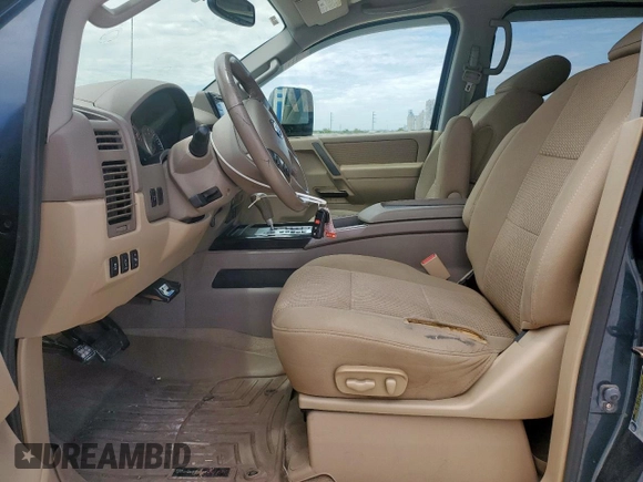 2014 Nissan Titan SV с VIN 1N6BA0ED1EN505733, выставлен на аукционе Copart как лот 65436775 с пробегом 109 512 миль миль и Списание • Salvage title. История ставок и продаж доступна на DreamBid. Изображение 7.