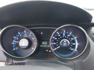 2012 Hyundai Sonata SE with VIN 5NPEC4AB6CH384037, listed as a IAAI auction lot 41498757 with 250,450 mi miles and . Bid and sale history available at DreamBid. Image 7.