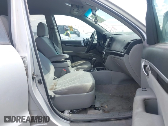 2007 Hyundai Santa Fe GLS with VIN 5NMSG73D77H067992, listed as a IAAI auction lot 42776079 with 126,536 mi miles and . Bid and sale history available at DreamBid. Image 5.