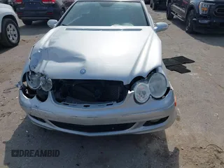 2007 Mercedes-Benz CLK 350 z VIN WDBTK56F57T080161, wystawiony jako IAAI lot #42291070 z przebiegiem 64 689 mil mil oraz . Historia ofert i sprzedaży dostępna na DreamBid. Obrazek 13.
