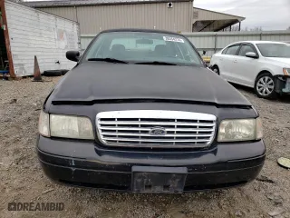 2008 Ford Police Interceptor with VIN 2FAHP71V88X102411, listed as a Copart auction lot 38354274 with 0 mi miles and Clean Title. Bid and sale history available at carsss.com. Image 5.