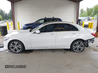 2015 Mercedes-Benz C 300 Luxury with VIN 55SWF4KB6FU023015, listed as a IAAI auction lot 42153797 with 47,639 mi miles and . Bid and sale history available at carsss.com. Image 15.