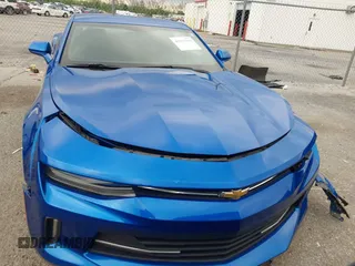 2017 Chevrolet Camaro 1LT z VIN 1G1FB1RXXH0102226, wystawiony jako IAAI lot #41955816 z przebiegiem 33 539 mil mil oraz . Historia ofert i sprzedaży dostępna na DreamBid. Obrazek 12.
