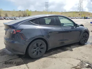 2024 Tesla Model Y Long Range с VIN 7SAYGAEEXRF115893, выставлен на аукционе Copart как лот 55174035 с пробегом 68 078 миль миль и Списание • Salvage title. История ставок и продаж доступна на DreamBid. Изображение 3.