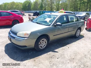 2005 Chevrolet Malibu with VIN 1G1ZS52F45F256302, listed as a IAAI auction lot 41964761 with 198,233 mi miles. Bid and sale history available at carsss.com. Image 2.