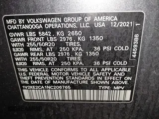 2022 Volkswagen Atlas SE z VIN 1V2KE2CA1NC206765, wystawiony jako IAAI lot #41876747 z przebiegiem 83 304 mil mil oraz . Historia ofert i sprzedaży dostępna na DreamBid. Obrazek 9.