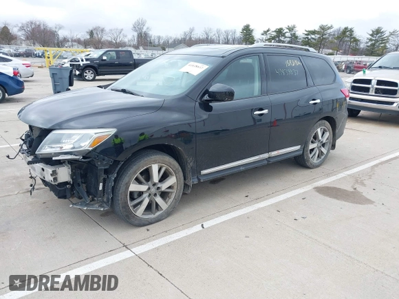 2014 Nissan Pathfinder SV with VIN 5N1AR2MM0EC698047, listed as a IAAI auction lot 41838837 with 159,818 mi miles. Bid and sale history available at carsss.com. Image 2.