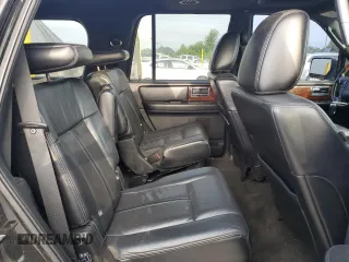 2015 Lincoln Navigator with VIN 5LMJJ2HT5FEJ04502, listed as a Copart auction lot 65600565 with 121,383 mi miles and Clean title. Bid and sale history available at DreamBid. Image 10.