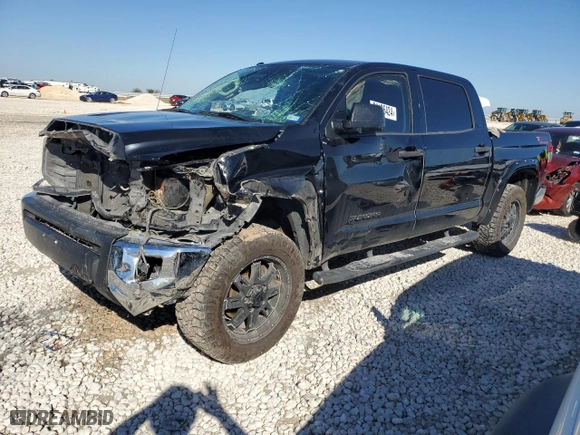 2017 Toyota Tundra 2WD SR5 with VIN 5TFEM5F10HX111996, listed as a Copart auction lot 84106424 with 141,961 mi miles and Salvage Title. Bid and sale history available at carsss.com. Image 1.