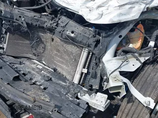 2024 Ford F-150 XL z VIN 1FTMF1KP0RKD49211, wystawiony jako IAAI lot #42163697 z przebiegiem Nie podano mil oraz . Historia ofert i sprzedaży dostępna na DreamBid. Obrazek 10.