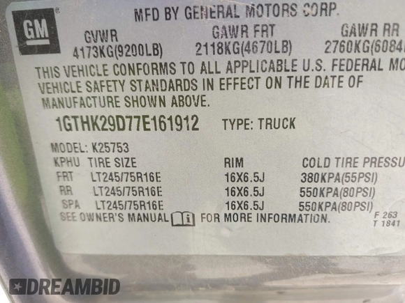 2007 GMC Sierra 2500HD SLE1 z VIN 1GTHK29D77E161912, wystawiony jako IAAI lot #42474576 z przebiegiem Nie podano mil oraz . Historia ofert i sprzedaży dostępna na DreamBid. Obrazek 9.