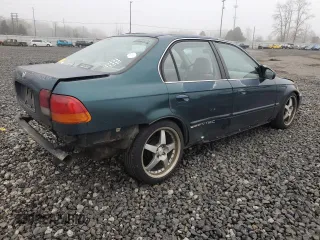 1998 Honda Civic EX with VIN 2HGEJ8546WH619981, listed as a Copart auction lot 88636735 with 208,240 mi miles and Salvage Title. Bid and sale history available at carsss.com. Image 3.