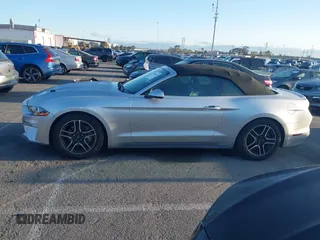 2018 Ford Mustang EcoBoost Premium with VIN 1FATP8UH3J5160147, listed as a IAAI auction lot 41916920 with 91,917 mi miles and . Bid and sale history available at carsss.com. Image 14.