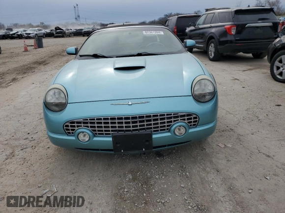 2002 Ford Thunderbird Hardtop Premium with VIN 1FAHP60A62Y117960, listed as a Copart auction lot 82361264 with Not Provided miles and Salvage Title. Bid and sale history available at DreamBid. Image 5.