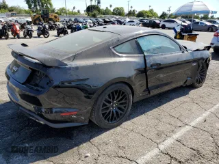 2020 Ford Mustang GT z VIN 1FA6P8CF0L5101122, wystawiony jako Copart lot #64829145 z przebiegiem 28 632 mil mil oraz Szkoda całkowita • Salvage title. Historia ofert i sprzedaży dostępna na DreamBid. Obrazek 3.