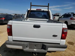 2001 Ford Ranger XLT Appearance with VIN 1FTYR14E01PB28140, listed as a Copart auction lot 46917535 with 272,143 mi miles and Clean Title. Bid and sale history available at carsss.com. Image 6.